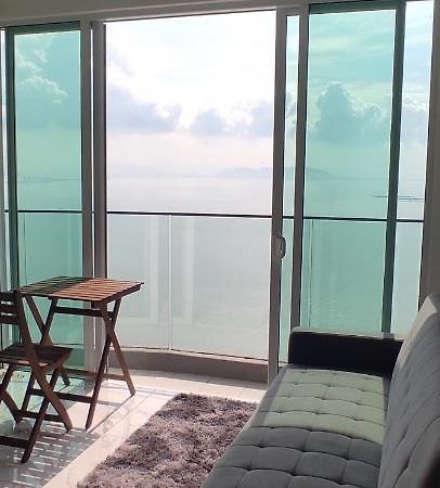 Infinite Seaview With Penang Bridge Suite With Sunrise Up To 11 Person Байан-Лепас Экстерьер фото