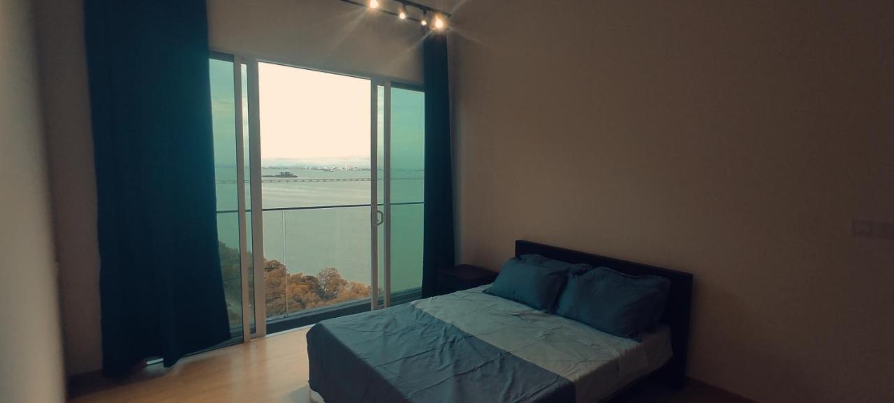 Infinite Seaview With Penang Bridge Suite With Sunrise Up To 11 Person Байан-Лепас Экстерьер фото